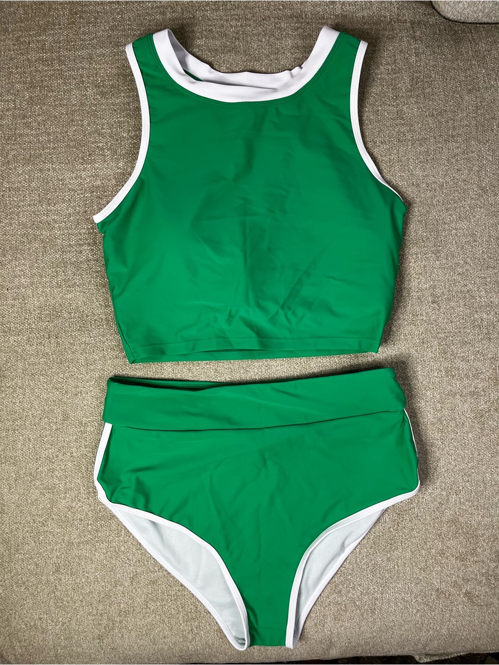 Retro Large Green High-Waist Two-Piece Swim Set with White Trim